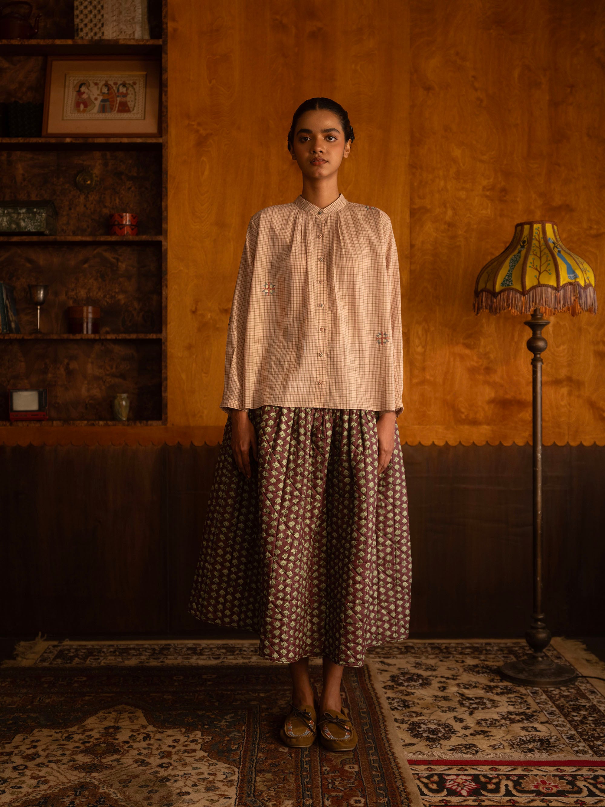 The She Knows What She Likes Shirt – Pink