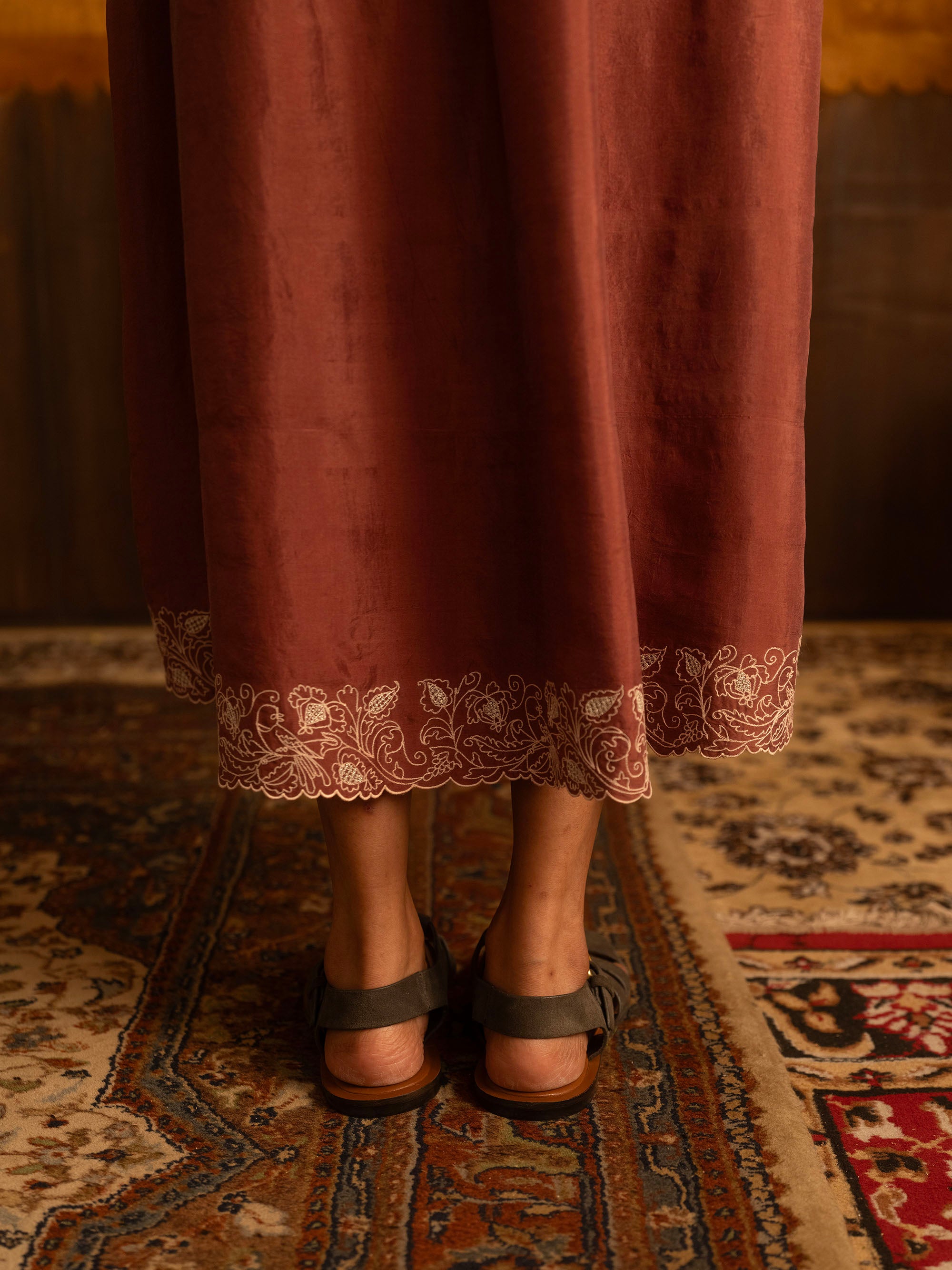 At the Brocante Skirt – Burgundy