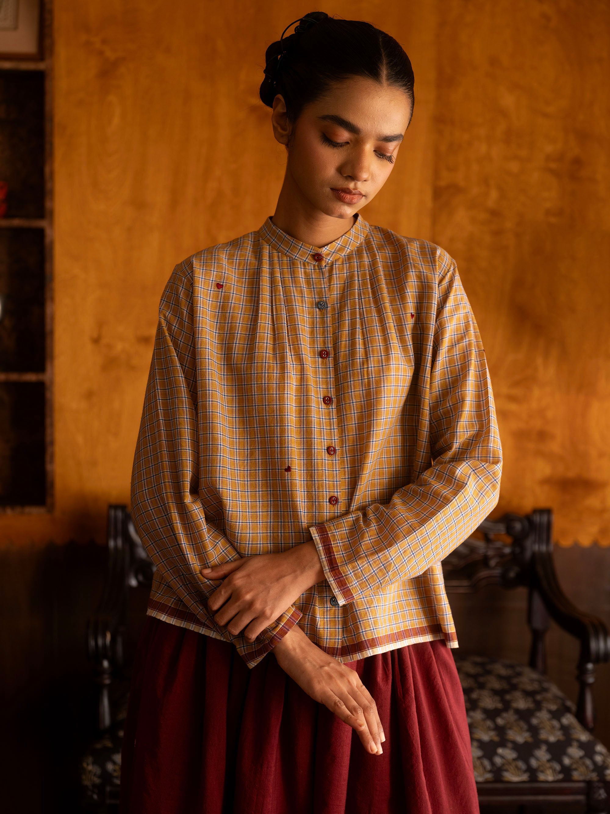 The She Knows What She Likes Shirt – Yellow