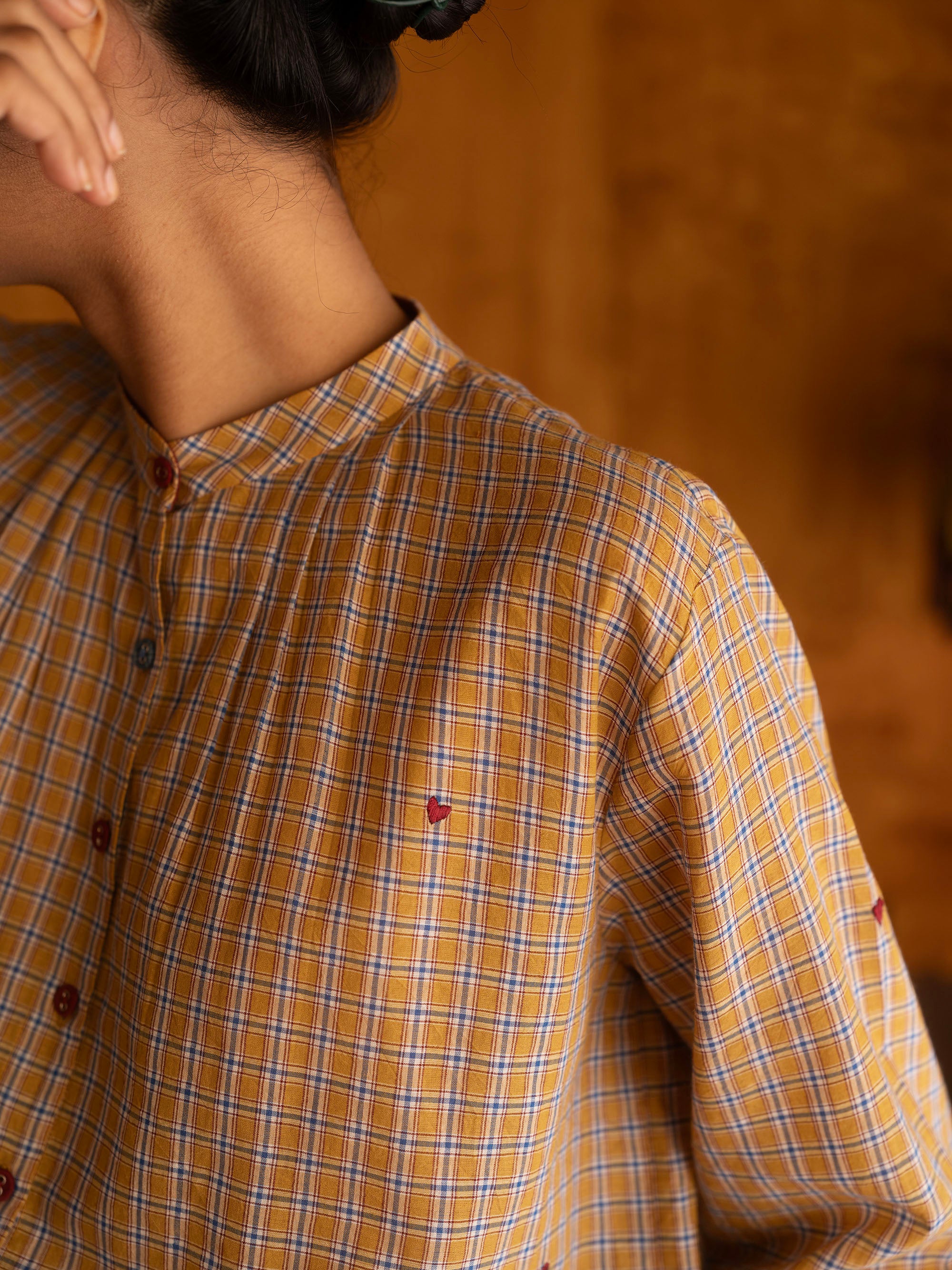 The She Knows What She Likes Shirt – Yellow