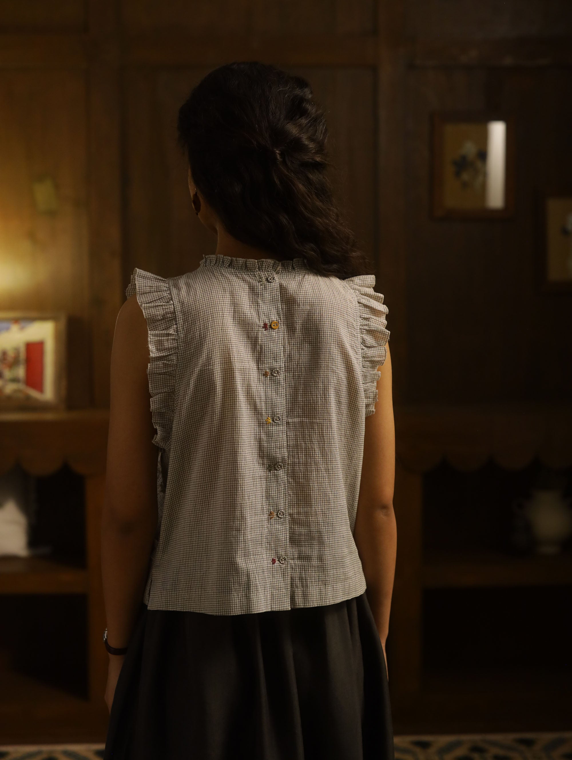 Kurf-Ruffle Top – White