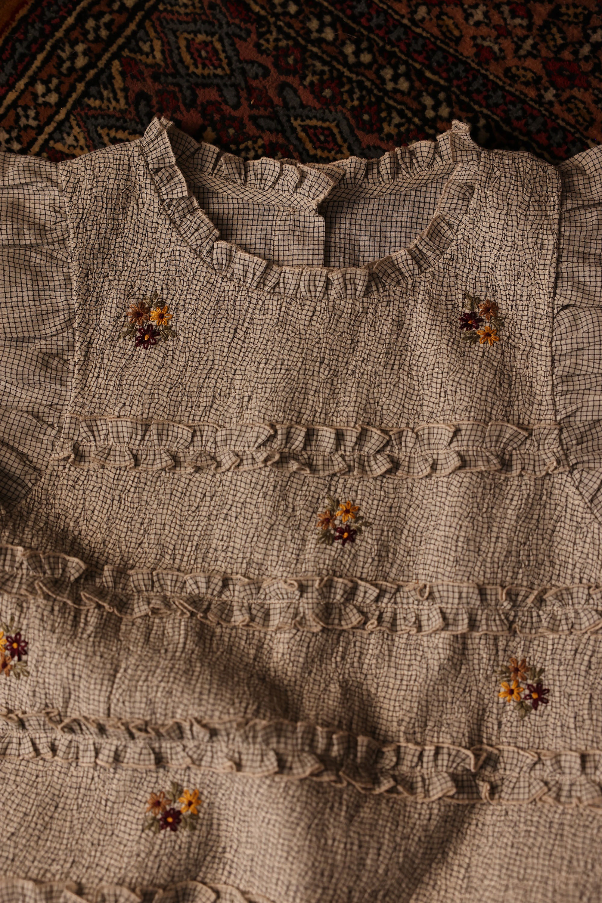 Kurf-Ruffle Top – White